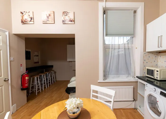 Tranquil 3Br In Arnos Grove