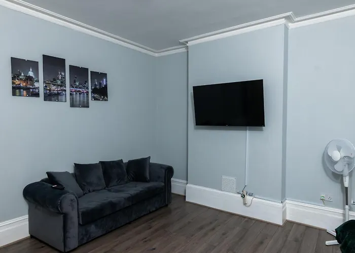 Tranquil 3Br In Arnos Grove