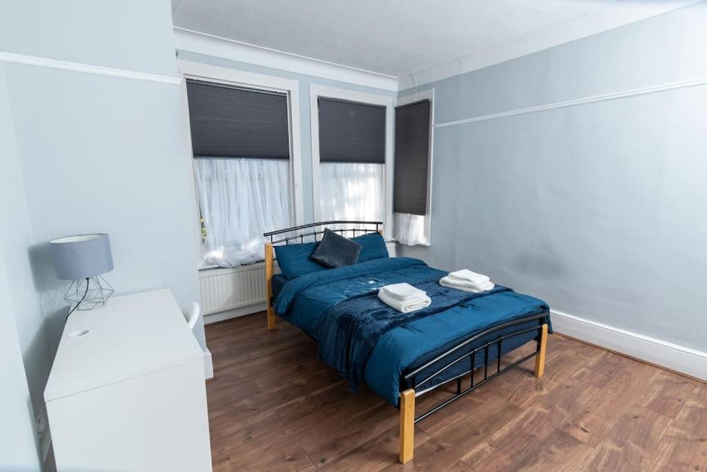 Apartment Tranquil 3br In Arnos Grove