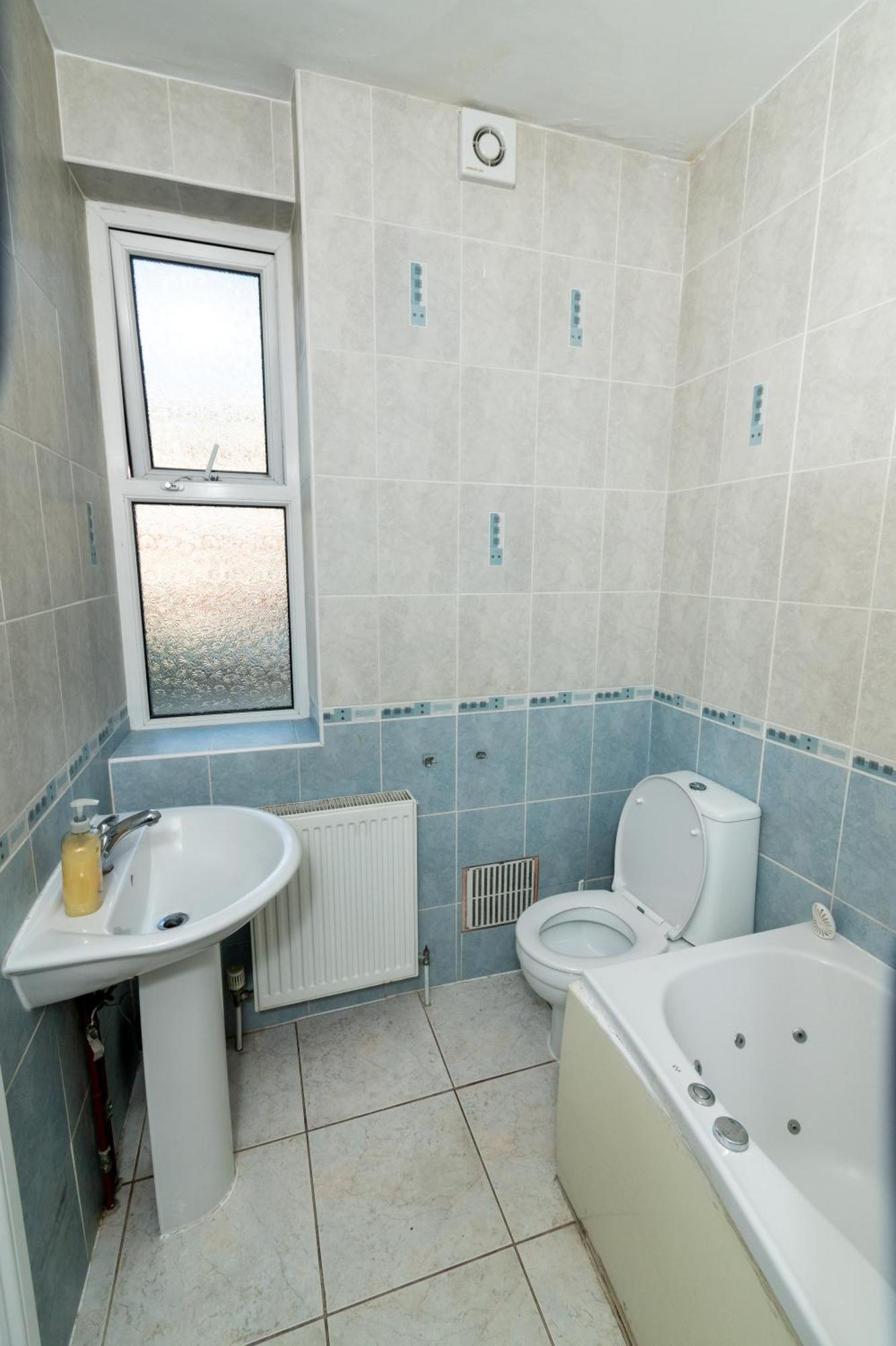 Tranquil 3br In Arnos Grove * New Southgate